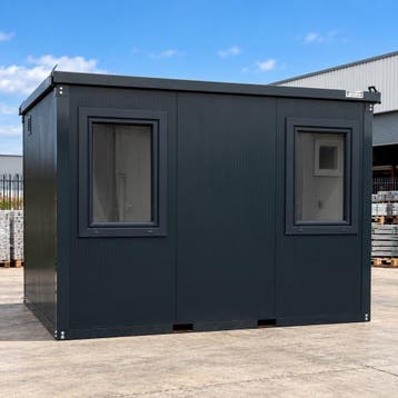 Container kantoorunit nodig? 3x2 raam links op voorraad, Doe-het-zelf en Bouw, Nieuw