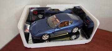 Bburago 1:18 - Modelauto - Ferrari 456 GT, Hobby & Loisirs créatifs