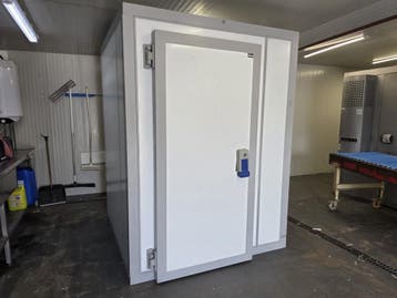 Koelcel 166 x 166 x 221 cm stekker klaar, Gebruikt, Koelen en Vriezen