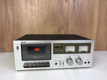 Akai - CS-703D Lecteur-enregistreur de cassettes