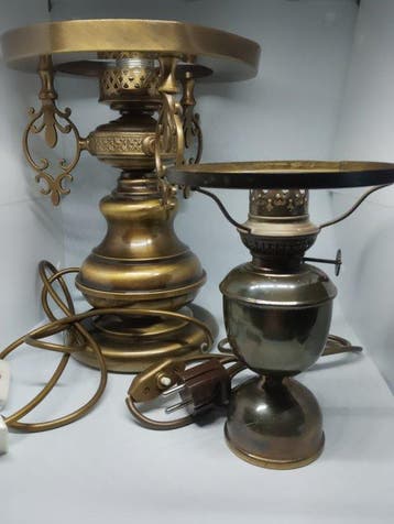 Lampe de table (2) - Laiton, Métal - style lampe à pétrole