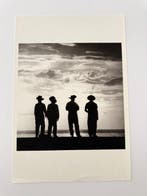 Alberto Korda (1928–2001) - (XL) Campesinos en el Malecón
