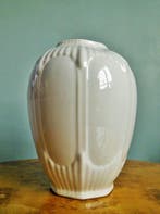 Boch Frères - Vase - Vase monochrome Art Déco avec