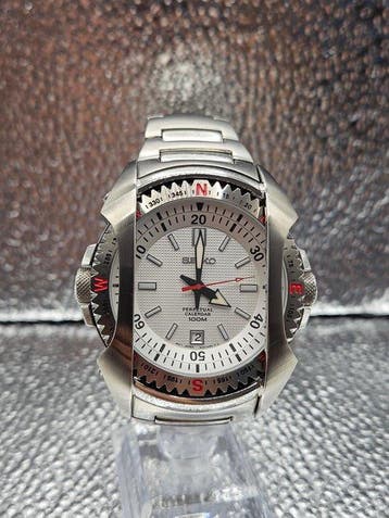 Seiko - Perpetual Calendar (White Textured Dial/Beyblade)