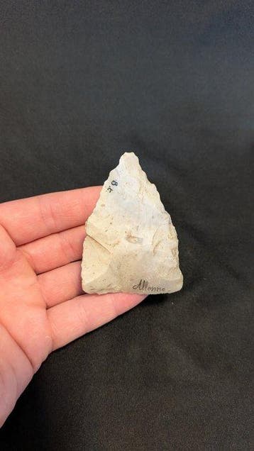 Paleolithisch Vuursteen driehoekig bifaciaal Moustérien - 67