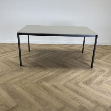 Ahrend  kantinetafel 160x100 cm, grijs - antraciet, Bureau