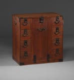 Kleine kast met veel lades - Hout, Ijzer, sugi (ceder) hout