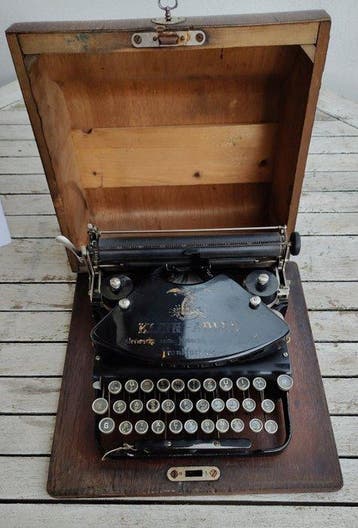 Adlerwerke. H. Kleyer AG - Klein Adler 1 - Machine à écrire