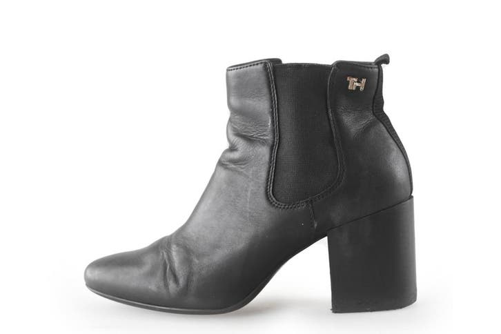 Tommy Hilfiger Chelsea boots in maat 37 Zwart, Kleding | Dames, Schoenen, Zwart, Zo goed als nieuw, Overige typen, Verzenden