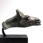 Romain antique Bronze Accessoire Tête de cheval, Antiquités & Art