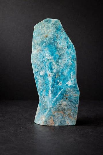Ocean Blue Aragonite Freeform met Natural Beige Achterzijde
