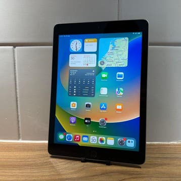 Apple iPad (5th Generation) 128GB Wifi - Mobiele telefoon