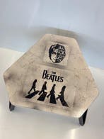 Rob VanMore - Triangle Tea by The Beatles Table L