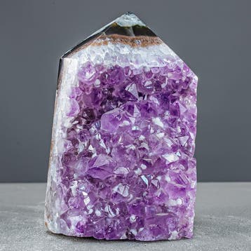 Amethyst Obelisk – Kristalenergie in voltooide vorm Obelisk-