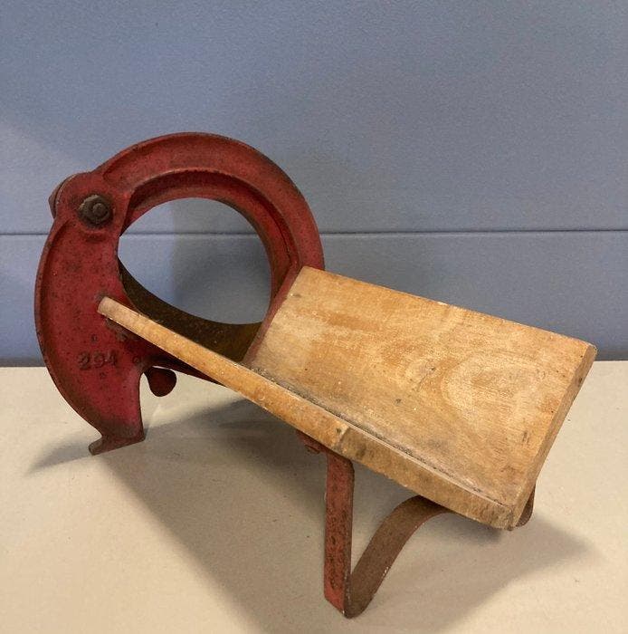 Royal Raadvad Denmark - Coupe-pain - 1935 - fonte, Antiek en Kunst, Kunst | Designobjecten