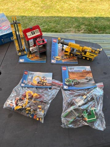 Lego Set - City - Lot LEGO City comprenant 7944 Hovercraft, Kinderen en Baby's, Speelgoed | Duplo en Lego, Nieuw