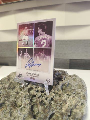 Topps UCC Simplicidad 2025/26 Gary Neville Autografiada,