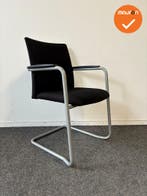 Comforto 5588 vergaderstoel - nieuwe zwarte stoffering - gri, Vergader- of Presentatieruimte, Ophalen of Verzenden, Gebruikt, Stoel