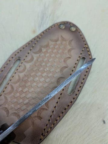 Oak Ember 230– Damascus Steel Artisan Skinning Knife -