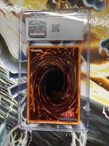 Konami - 1 Graded card - Yu-Gi-Oh! - Red-Eyes Black Dragon, Nieuw