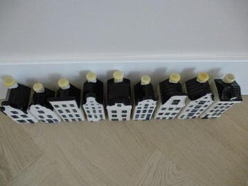 KLM-huisje - Negen KLM/Bols huisjes gevuld met Bols
