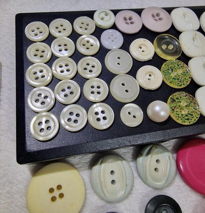 Collection thématique - Grande collection de boutons vintage, Antiek en Kunst, Antiek | Speelgoed