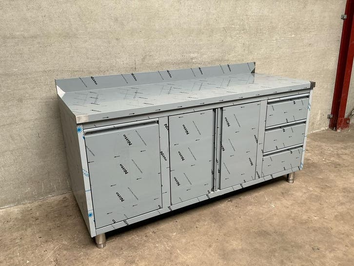 RVS Werktafel met Draaideuren kanteldeur en 3 laden 180 cm, Zakelijke goederen, Horeca | Keukenapparatuur, Nieuw in verpakking
