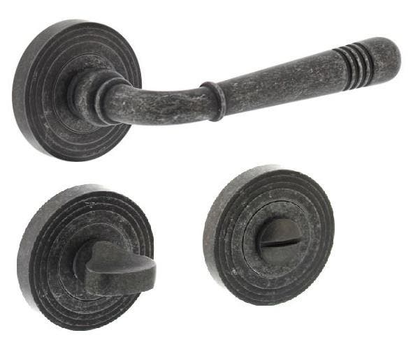 Intersteel deurkruk Emily op rozet met WC-sluiting oud grijs, Doe-het-zelf en Bouw, Hang- en Sluitwerk, Ophalen of Verzenden