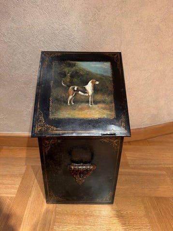 Container - Kolenemmer, handgeschilderd, jachthond, ca. 1880