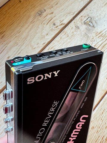 Sony - WM-100 Ultra-Slim Walkman Draagbare cassettespeler, Nieuw