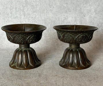 Chandelier (2) - Bronze - Des Ashtamangalas