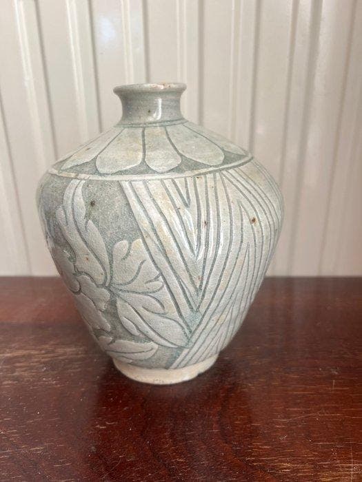 Vaas - Steengoed - Zuid-Korea - Koreaanse celadon vaas, Antiek en Kunst, Antiek | Overige Antiek