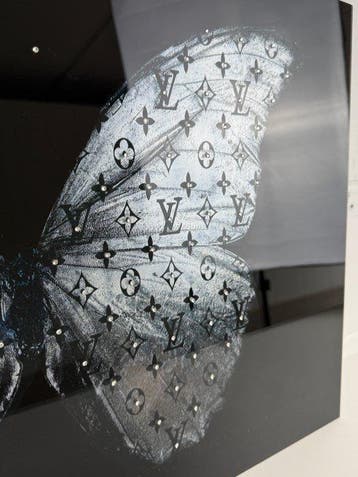 Mike Blackarts - SILVER BUTTERFLY WITH DIAMONDS