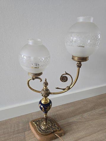 Onbekend vermoedelijk Italiaans - Lamp - Gegoten messing -, Antiek en Kunst