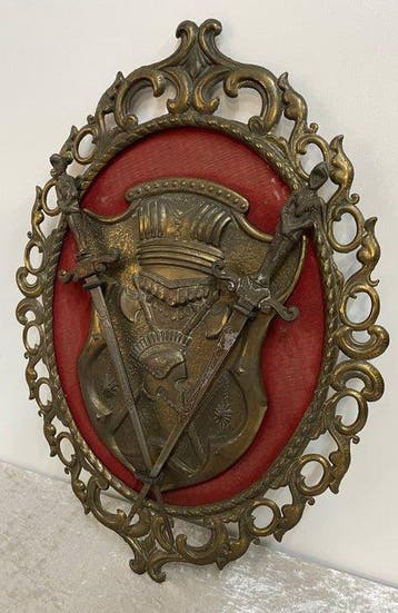 Decoratief ornament - met Zwaarden - Italië - Wapenschild