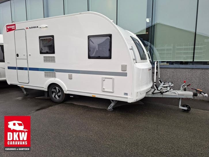 ADRIA Altea 432PX, Caravans en Kamperen, Caravans, 1000 - 1250 kg, Douche, Fietsenrek, Gascomfoor, Hordeur, Kachel, Koelkast, Microgolfoven