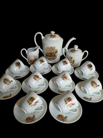 Société Royale de Porcelaine Française à la fleur de Lys en