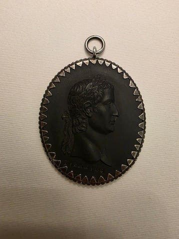 Wedgwood - Cameo Zilver - Zwart basalt, Tiberius
