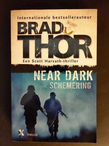Brad Thor. Een Scott Harvath Thriller. Near Dark, Schemering, Verzenden, Gelezen, Brad Thor