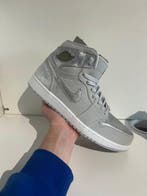Nike - Air Jordan 1 High - Sneakers - Maat: EU 43 - Nieuw