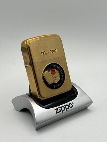 Zippo - 70th Anniversary 1932-2002 Commemorative Emblem, Nieuw