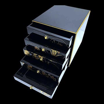Kabinet - Lakwerk, goudpoeder - Japan - Goud Maki-e & Raden