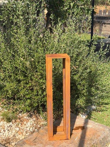 Ana Lucia B.M - Pedestal Exposición Corten - XL - No Reserve
