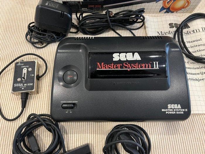 Sega - Master System II - Videogameconsole + games - In, Games en Spelcomputers, Spelcomputers | Overige Accessoires