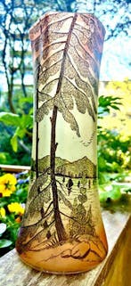 LEGRAS (1839-1916) - Vase - Grand Vase émaillé à décor gravé, Antiquités & Art