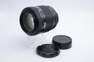 Nikon AF Nikkor 35-105mm f/3.5-4.5 D & 70-210mm f/4-5.6