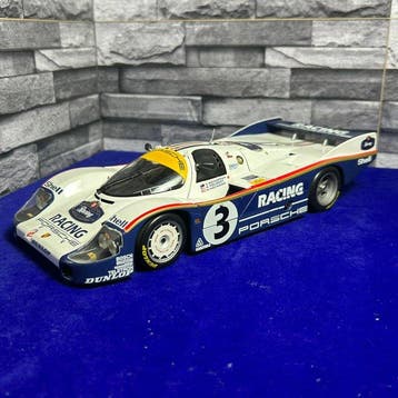 Minichamps 1:18 - Voiture de course miniature - Minichamps, Nieuw