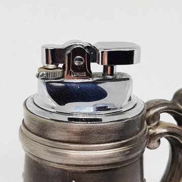 Penguin - Sans prix de réserve - Briquet de table - Acier