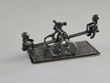 Beeldje - Zilver, Antiek en Kunst