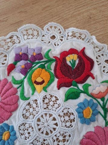 Textiel (31) - 90 cm - 20 cm - 31 stuks handgemaakte kanten, Antiek en Kunst